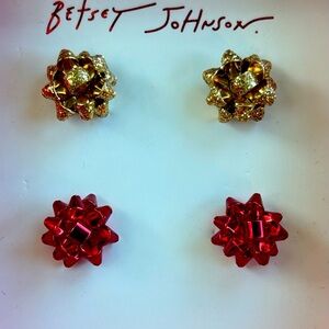 Betsey Johnson Christmas/holiday earrings